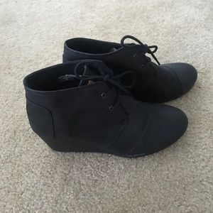 Toms wedges 8